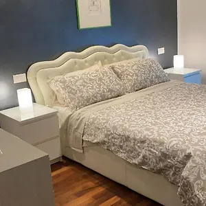 https://achille-apartment.italymilanhotels.net